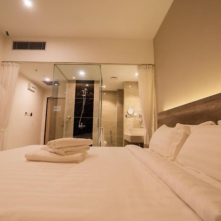 D&F Boutique Hotel Seremban 2 Esterno foto