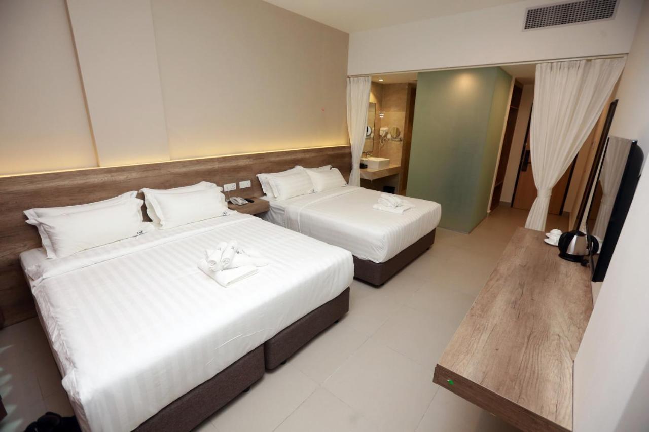 D&F Boutique Hotel Seremban 2 Esterno foto