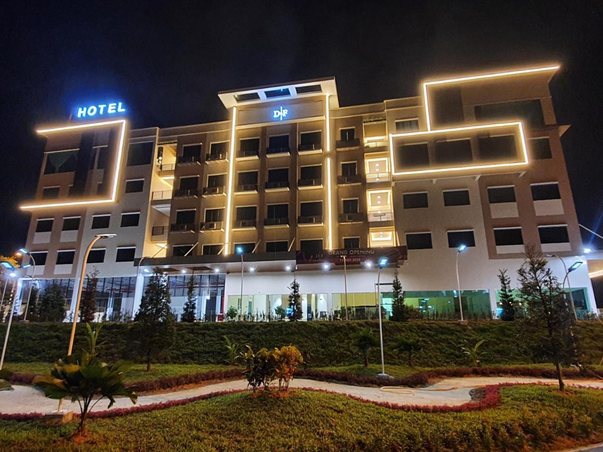 D&F Boutique Hotel Seremban 2 Esterno foto